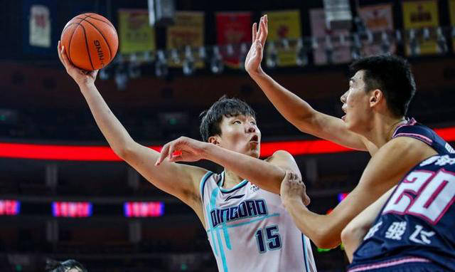 168娱乐-杨瀚森被青岛队批准参加NBA选秀，迈向NBA职业生涯