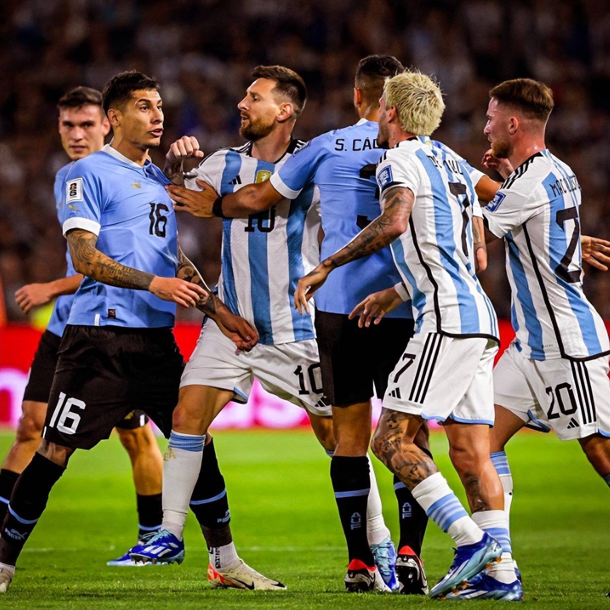 168娱乐-0-2乌拉圭！阿根廷欧洲杯首败 113年耻辱纪录诞生 梅西锁喉未吃牌