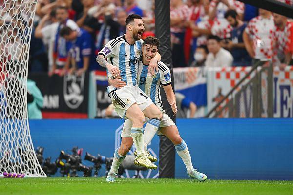 168娱乐-阿根廷对阵乌拉圭首发曝光-“小蜘蛛”进入首发，劳塔罗·马丁内斯替补？