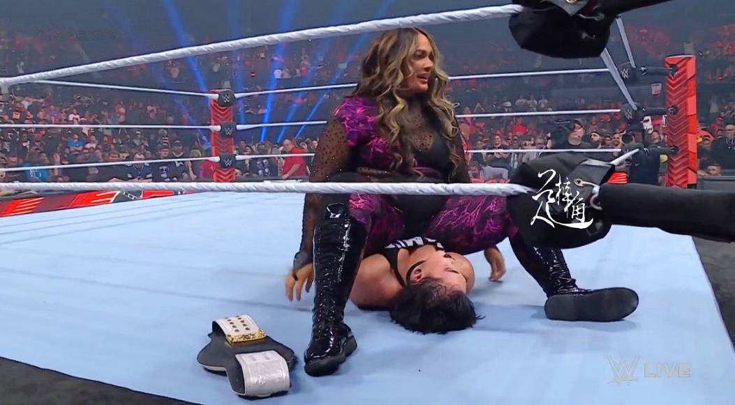 168娱乐-“大表妹”奈娅回归WWE重挫雷亚，“审判号”组合极力争取杰乌索！