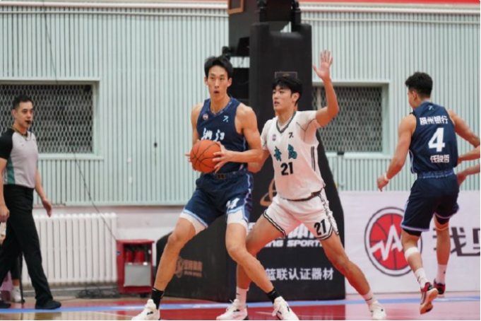 168娱乐-青岛国信海天在中国篮球发展联赛西宁站遭遇挑战，以两胜两负收官首阶段