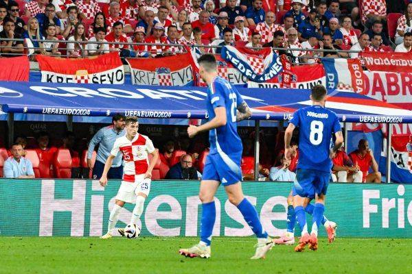 168娱乐-欧洲杯最新积分榜，克罗地亚最快24小时后出局，意大利好消息
