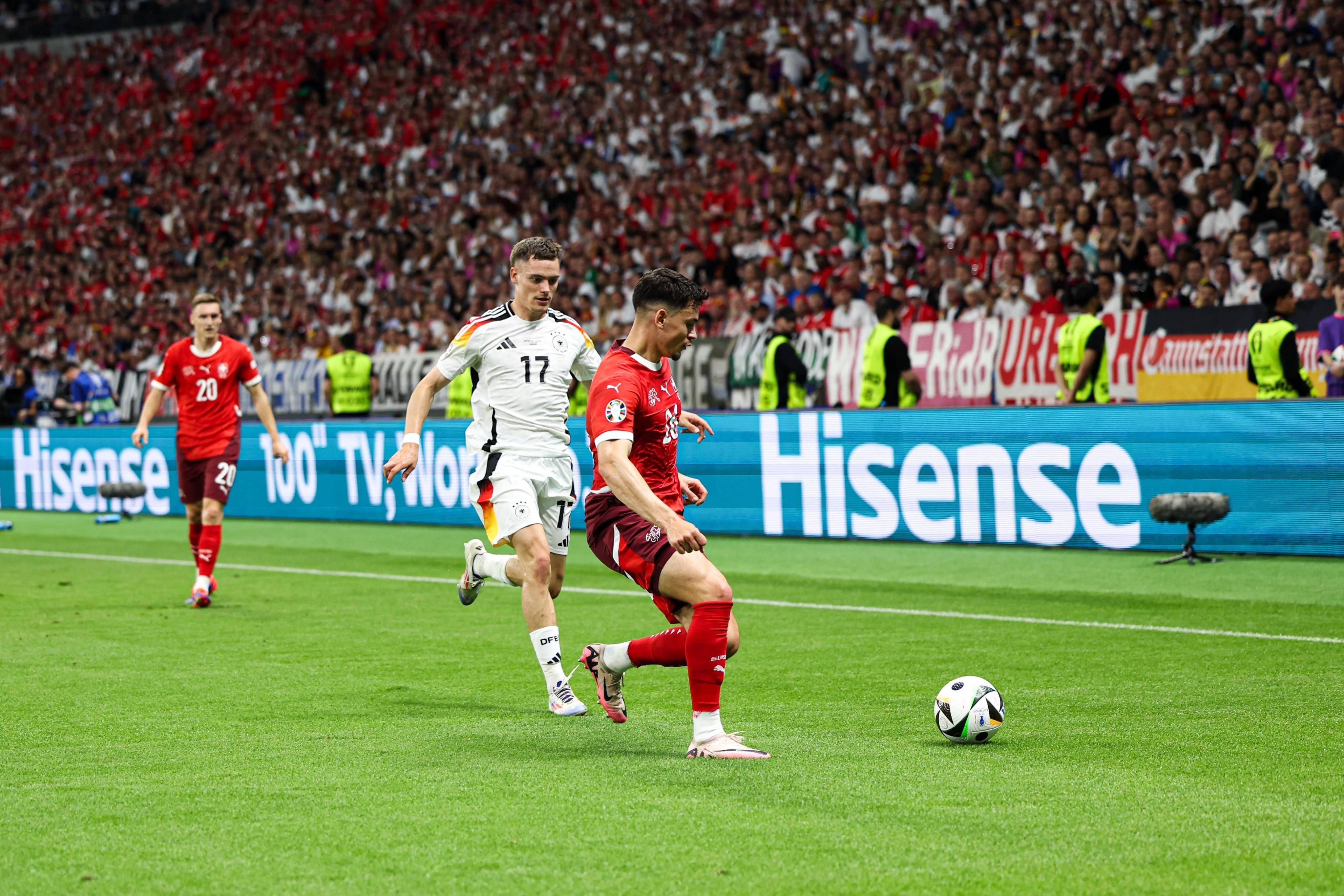168娱乐-欧洲杯德国队携手瑞士队出线