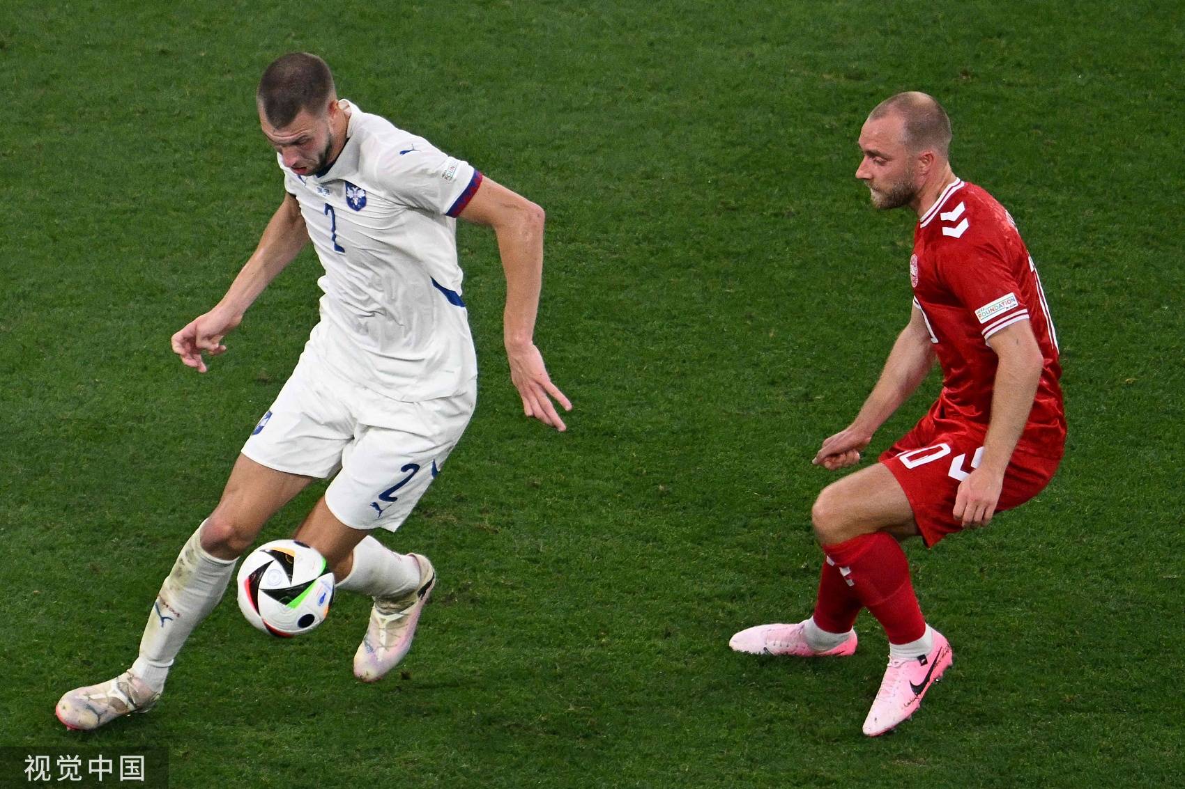 168娱乐-欧洲杯-温德破门被吹无效 丹麦半场0-0塞尔维亚