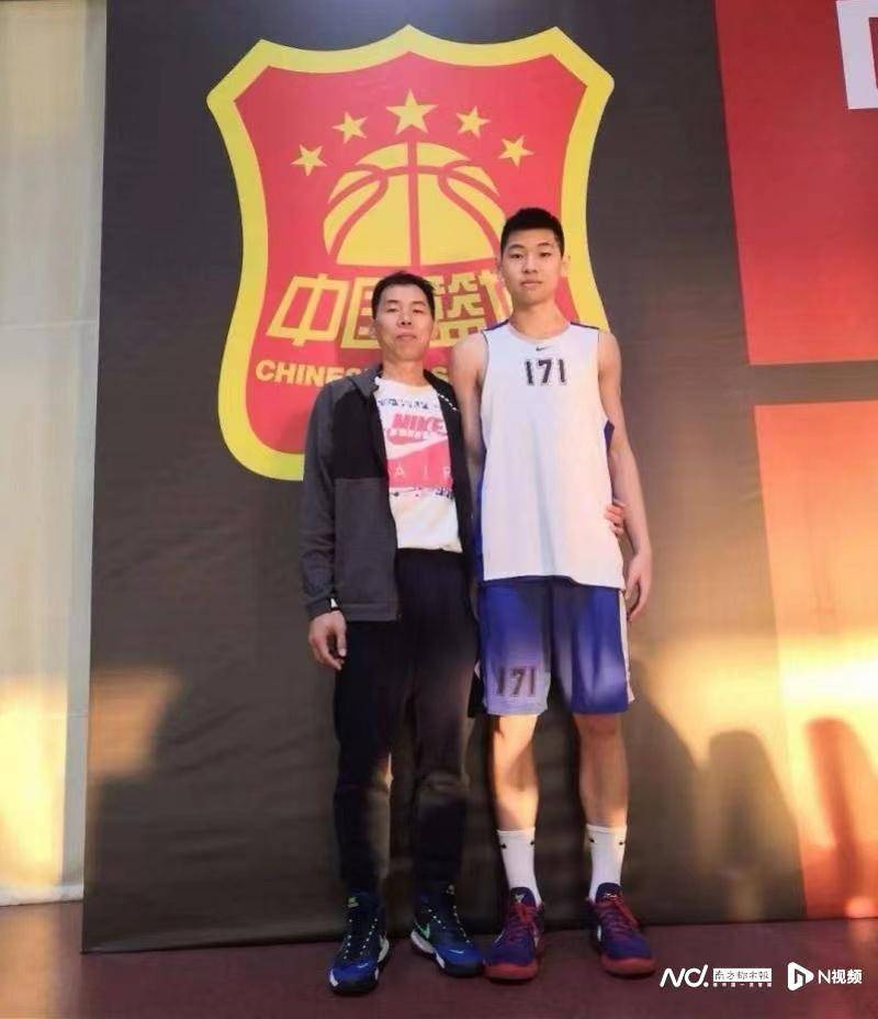 168娱乐-广州新星崔永熙报名NBA选秀，从茂名球王家族到逐梦NBA